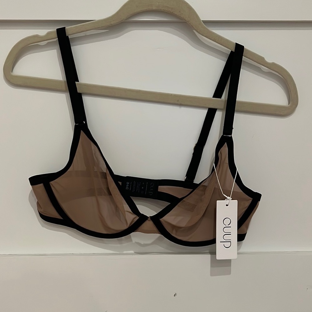 CUUP - The Plunge Mesh Bra - Taupe/Black